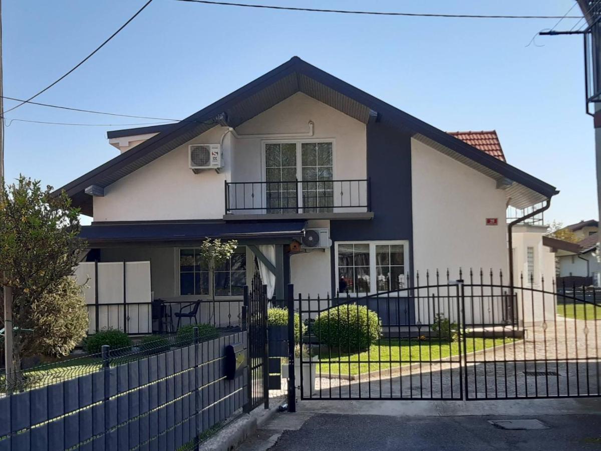 Apartman Slivnica Pri Mariboru エクステリア 写真